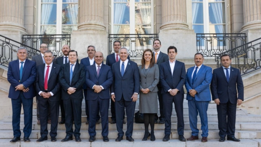 Wado de Pedro junto a los gobernadores del Norte Grande inician gira por Estados Unidos el próximo lunes 25