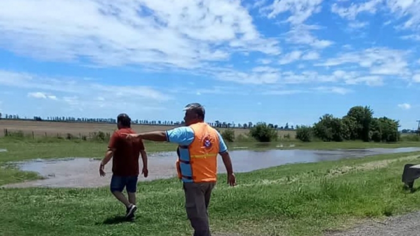 Emergencia hídrica: Santa Fe asiste a la localidad de Centeno, en el departamento de San Jerónimo
