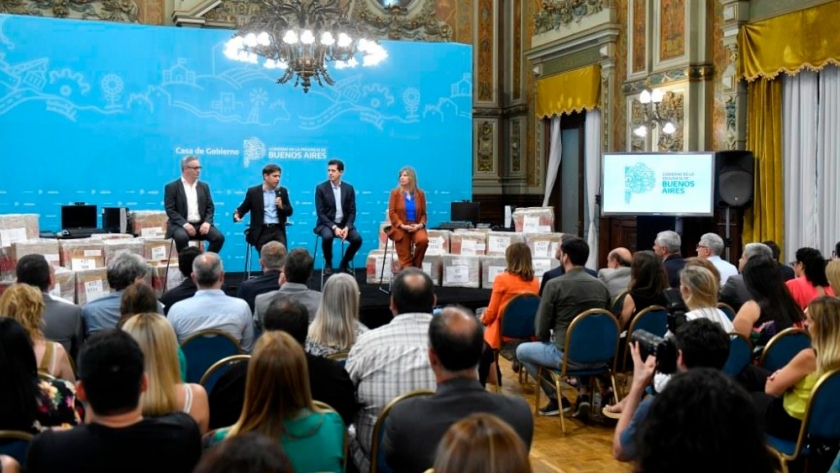 Se entregaron equipos para agilizar los trámites del Registro Provincial de las Personas