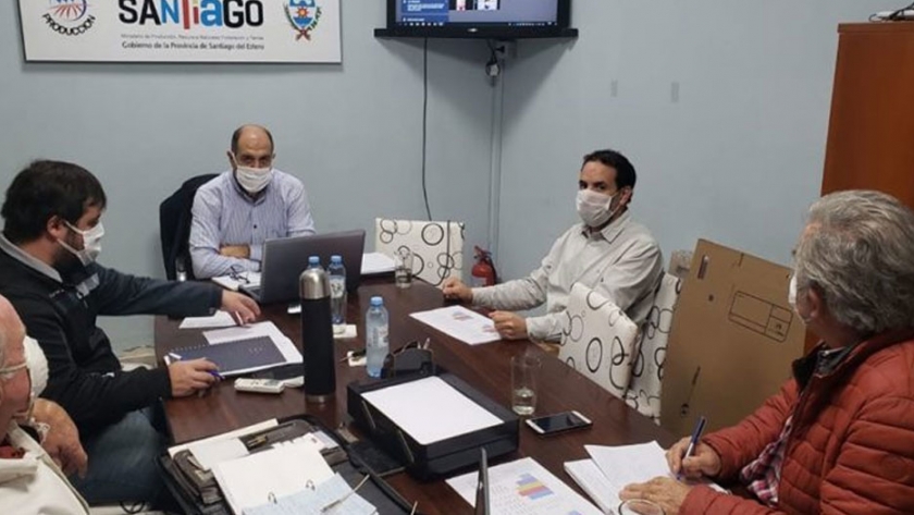 El ministro Mandrille participó de una videoconferencia con el ministerio de Agroindustria