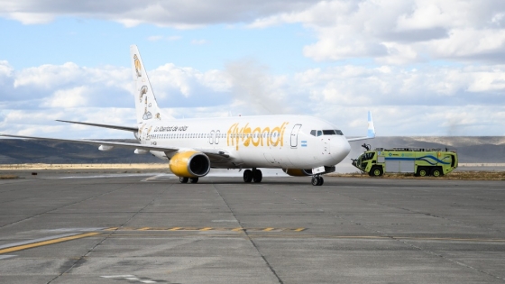 El Gobierno de Santa Cruz y Flybondi inauguraron la ruta aérea que une a Río Gallegos con Buenos Aires