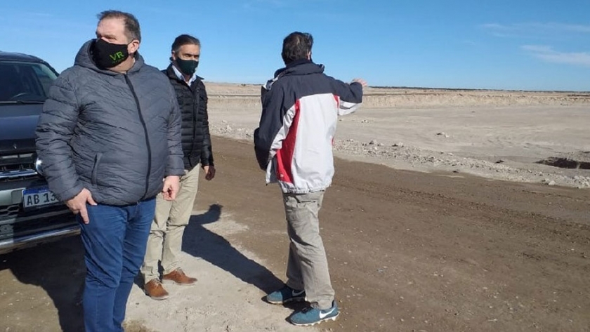 Valeri supervisó los avances de la futura planta depuradora de Regina