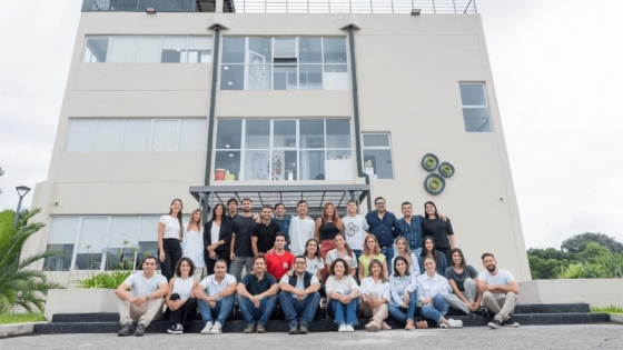 Bill Gates apuesta al agro argentino: su fundación invierte en Puna Bio, una startup biotecnológica