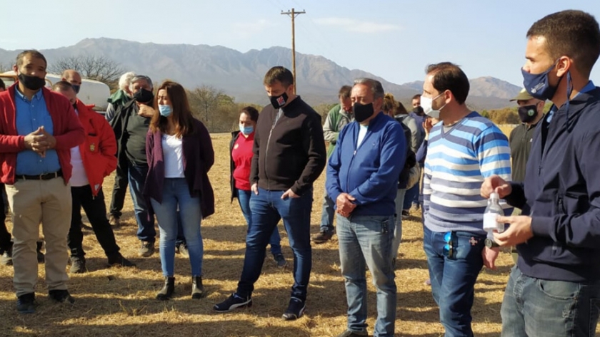 Incendios: alimento balanceado para productores de Charbonier