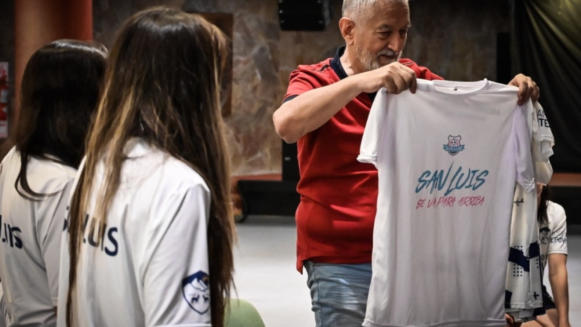 El gobernador recibió a las campeonas del San Luis FC