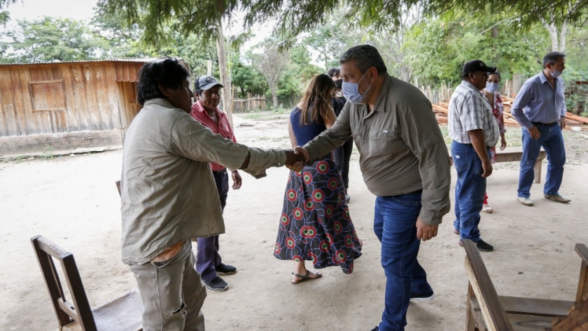 Visitamos una comunidad wichí en General Mosconi, Salta