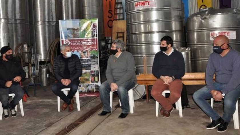 El ministro Rodríguez se reunió con sectores productivos de Berisso