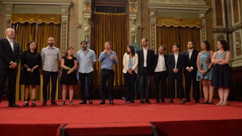 Augusto Costa presentó el Gabinete del Ministerio de Producción, Ciencia e Innovación Tecnológica