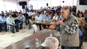Osvaldo Jaldo encabezó una reunión con las comunas rurales para fortalecer la gestión en el interior tucumano
