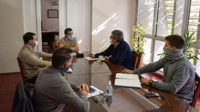 Ganadería: Economía mantuvo reuniones en Alvear para fortalecer la actividad