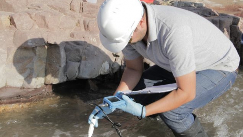 Ambiente e Irrigación volvieron a controlar la calidad del agua en el yacimiento de Puesto Rojas