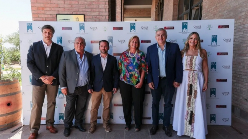 Vendimia. Morales visitó la bodega Belasco de Baquedano en Mendoza