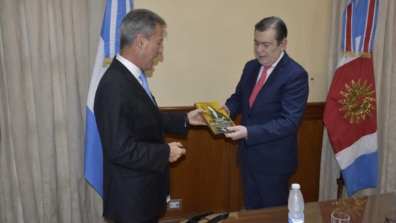 El gobernador Gerardo Zamora se reunió con autoridades de la Universidad Nacional de San Martín