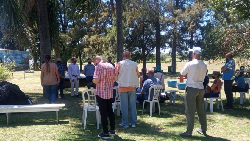 Entrega de insumos hortícolas junto al Gobierno de la provincia de Entre Ríos