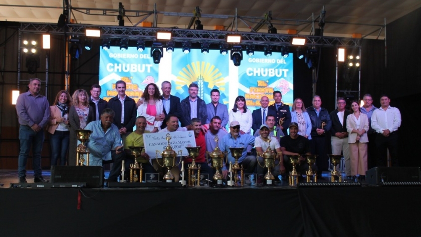 El Gobierno del Chubut acompañó a Camarones en la tradicional Fiesta Nacional del Salmón