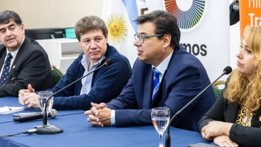 Tierra del Fuego presentó el protocolo de intervención en violencia y acoso laboral e inauguró la oficina provincial de violencia laboral