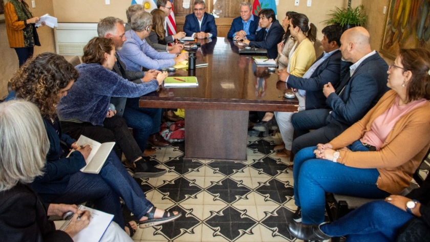 El Gobernador recibió a la comitiva del programa Aprovechamiento Sostenible del Litio en Salmuera