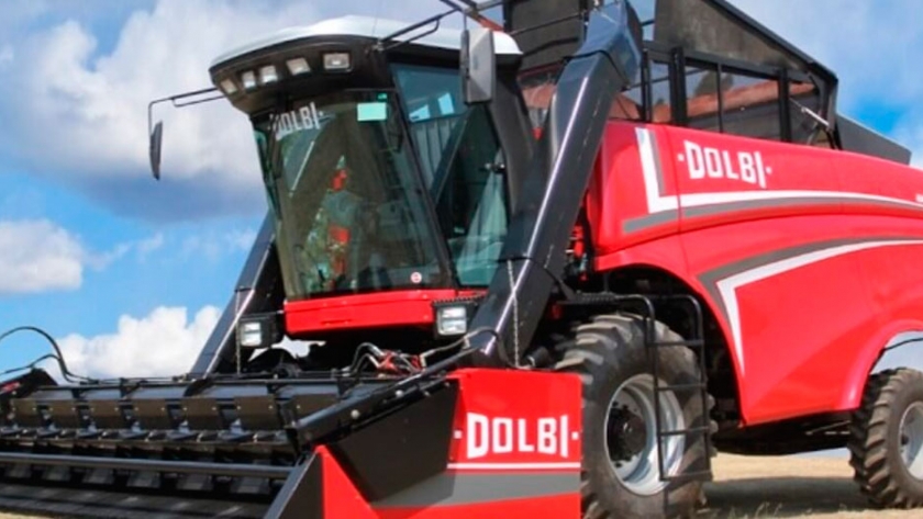 Cómo es la HAC 5000, la nueva cosechadora de algodón autopropulsada que se lanzó en Santa Fe