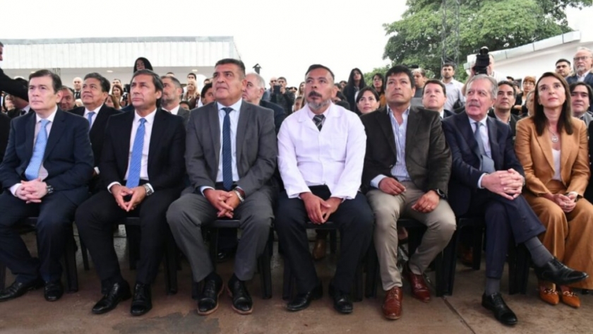 Zamora ratificó su compromiso de sostener las inversiones en materia educativa