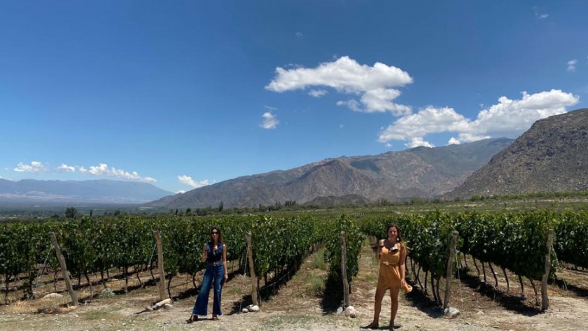 Recorrida de Yanina Martínez por Salta y Tucumán