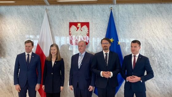 Gerardo Milman fortalece vínculos con Polonia en visita oficial a Varsovia