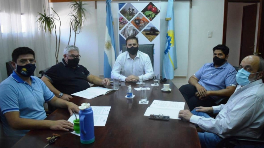 El Ministerio de Agricultura, Ganadería, Industria, y Comercio releva proyectos del programa nuevas ideas en Comarca Andina