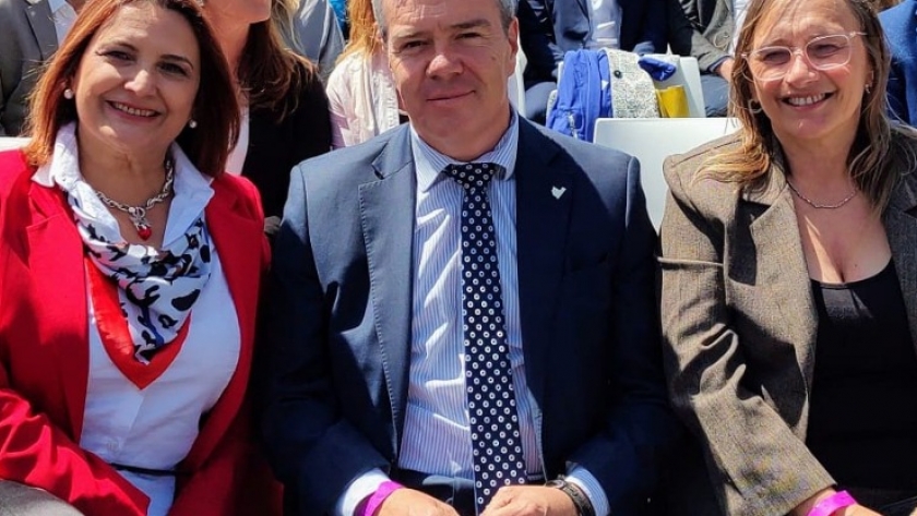 Paira participó de la asunción de las nuevas ministras del Gabinete Nacional