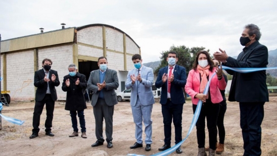 El Ministerio del Interior entregó maquinaria y equipamiento a localidades de La Rioja a través de Municipios de Pie