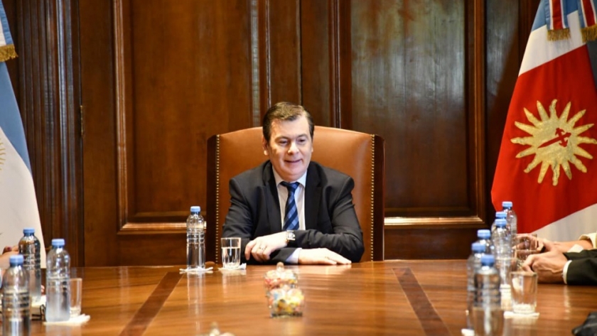 El martes 30 comienza el pago de los sueldos de la administración pública