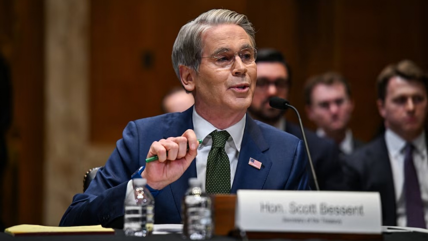 Estados Unidos extiende por 30 días el comercio de petróleo ruso para aportar estabilidad al mercado energético global