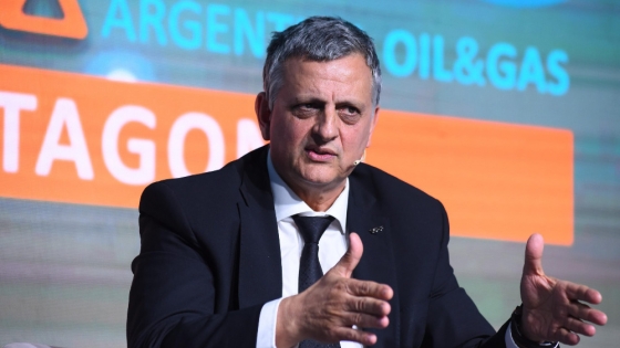 Nuevo mapa del gas: tras cancelar la megaplanta, YPF impulsa exportaciones con buques flotantes