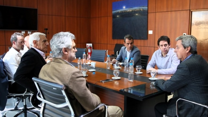 Empresa farmacéutica, interesada en invertir en San Juan