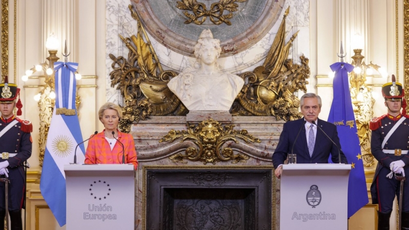 Alberto Fernández se reunió con la titular de la Comisión Europea