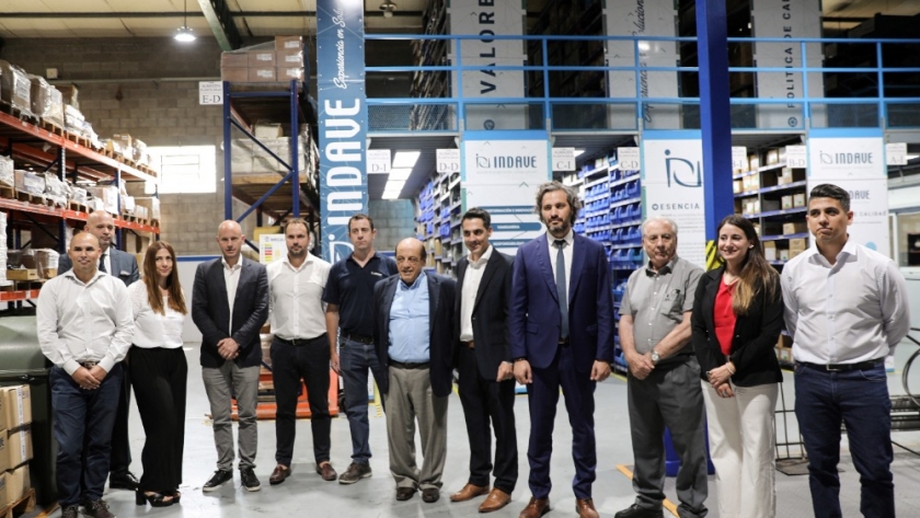 Cafiero visitó la planta de Indave S.A.