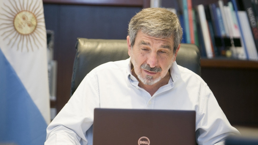 Comenzó el ciclo de encuentros "Inteligencia artificial y ciencia de datos, potencial y desafíos para la gestión de crisis sanitarias"