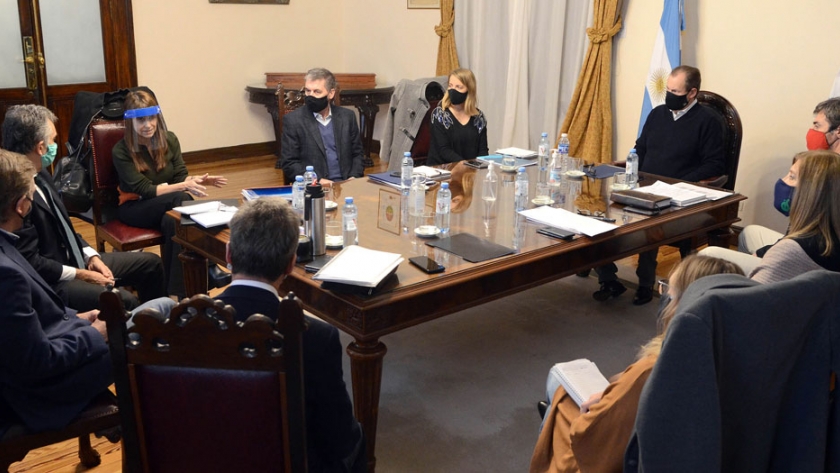 Stratta: "La emergencia solidaria coincide con la posición del gobierno nacional"