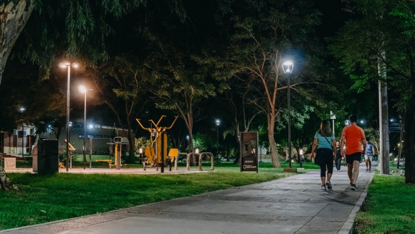 El Ferro Urbanístico incorpora luces led de alta tecnología para brindar mayor luminosidad y seguridad