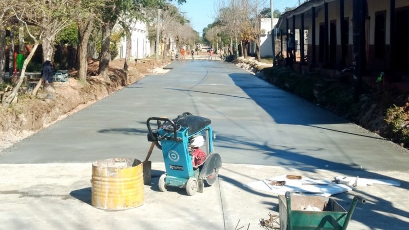 Son 40 cuadras las que la Provincia pavimenta en Berón de Astrada