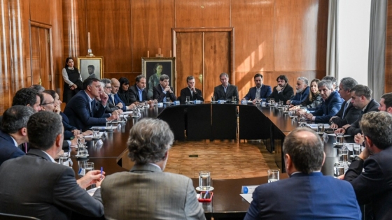 Luis Caputo se reunió con representantes de compañías de seguros para dialogar sobre la evolución de la macroeconomía