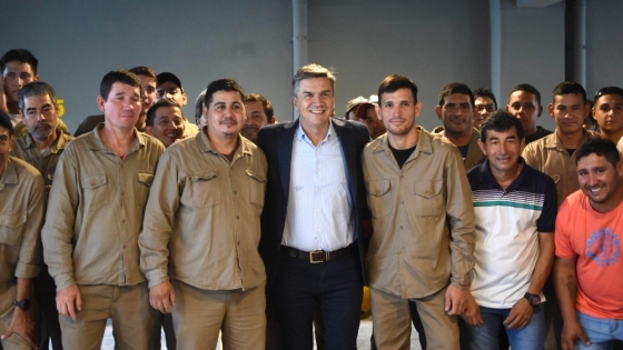En el día del trabajador de la construcción, el gobernador acompañó la inauguración del edificio “Solar Belgrano”