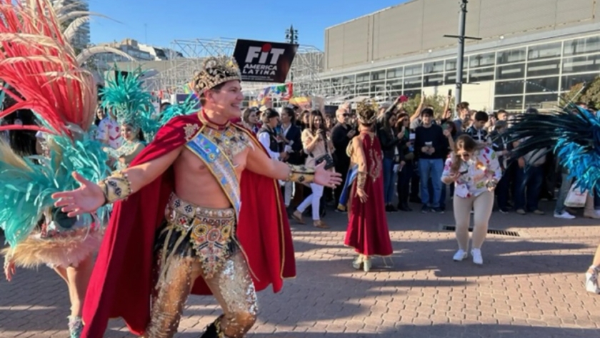 El Carnaval de Corrientes deleitó al público en la Feria Internacional de Turismo 2023