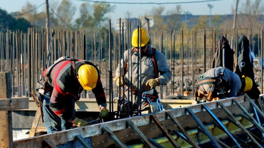 Apuntalan al sector de la construcción ante la llegada de obras pública
