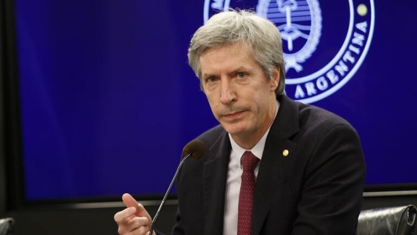 El BCRA sorprendió al mercado: colocó US$810 millones del Bopreal Serie 4 y absorbió $955.600 millones