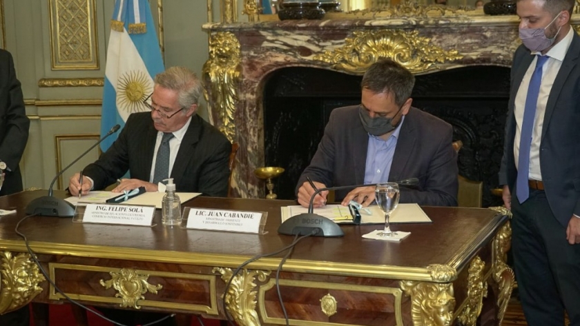 Argentina ejecuta la donación más grande latinoamericana para proteger los bosques nativos