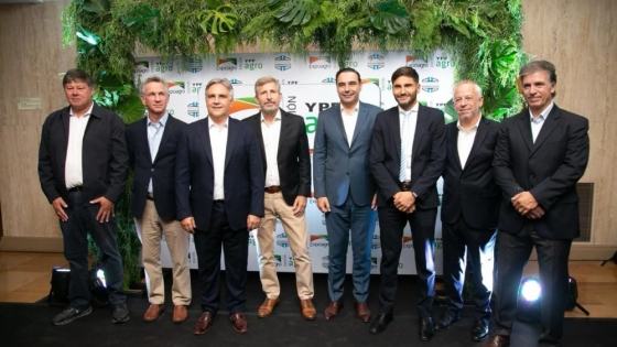 En la Expoagro de San Nicolás, Valdés firmó un convenio de colaboración con el INTA