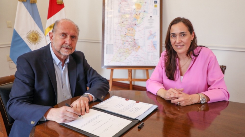 Perotti promulgó la Ley que propone la ampliación del Parque Nacional Islas de Santa Fe
