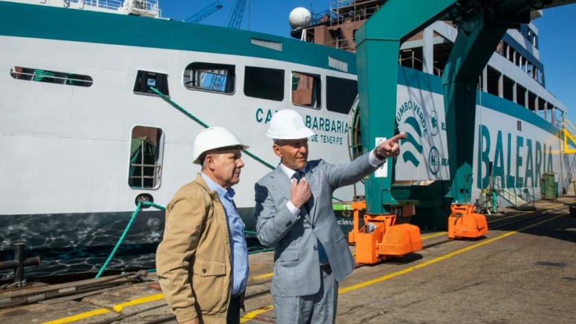Arcioni recorrió en Vigo el astillero español que construye barcos de la industria pesquera argentina