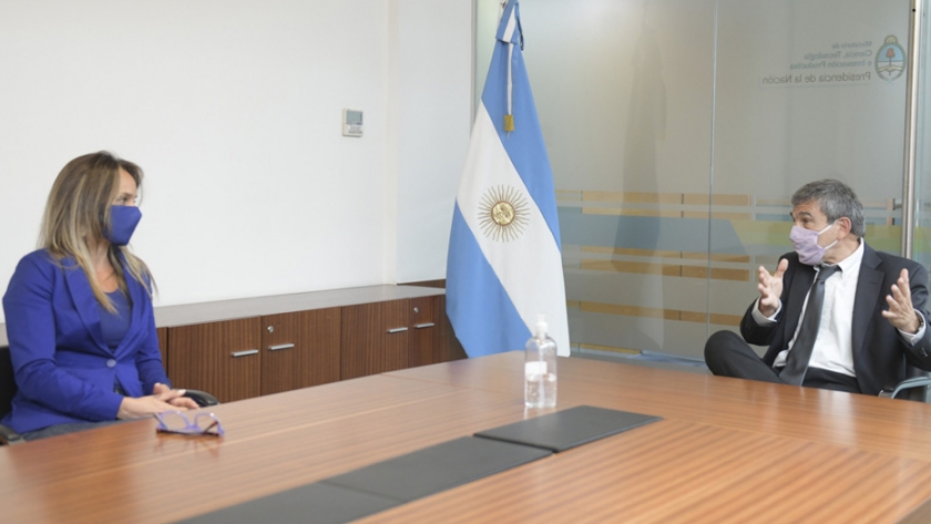 Salvarezza y Galmarini mantuvieron una reunión de trabajo para ofrecer soluciones tecnológicas a la gestión del agua potable
