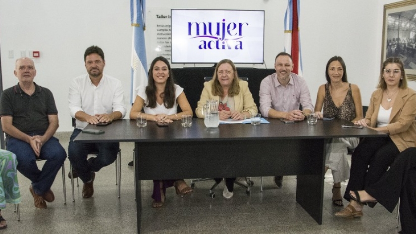 El gobierno provincial presentó Mujer Activa
