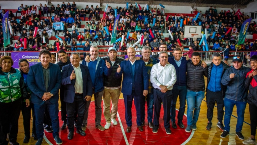 Con la presencia del Gobernador, se lanzó oficialmente la etapa Provincial de los Juegos Evita